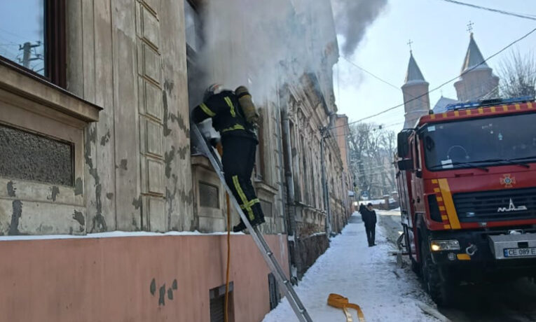 У Чернівцях внаслідок пожежі загинув чоловік