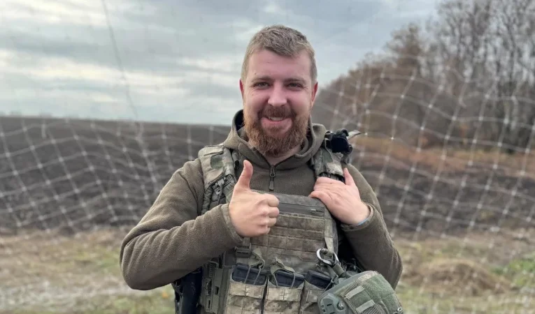 Десантник із Чернівців отримав “Золотий хрест” від Головнокомандувача ЗСУ