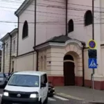 У Чернівцях змінили напрямок руху однієї з вулиць біля площі Філармонії