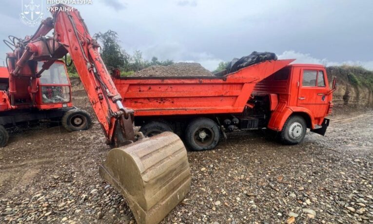 На Буковині викрили незаконний кар’єр: збитки довкіллю перевищили 15 млн грн