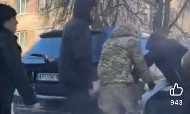 Омбудсман відреагував на відео щодо ймовірного порушення правил мобілізації на Буковині