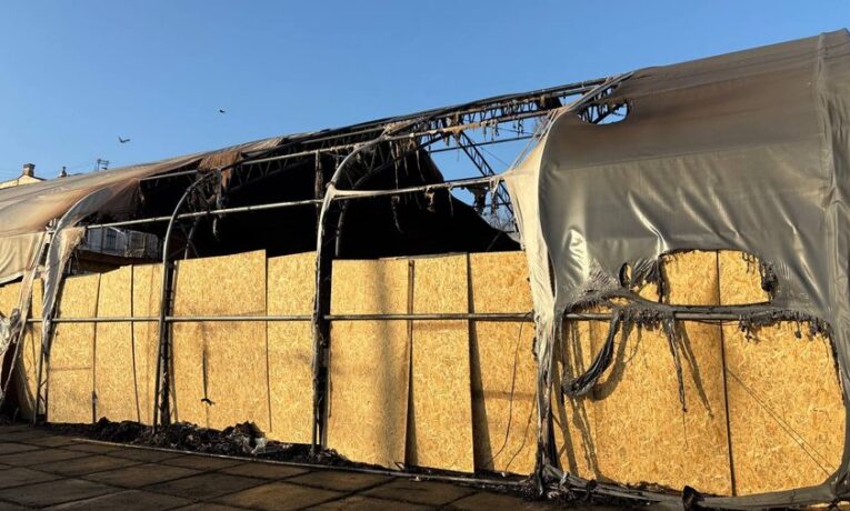 Чернівчанина, який підпалив намети благодійної організації Remar S.O.S, засудили до ув’язнення