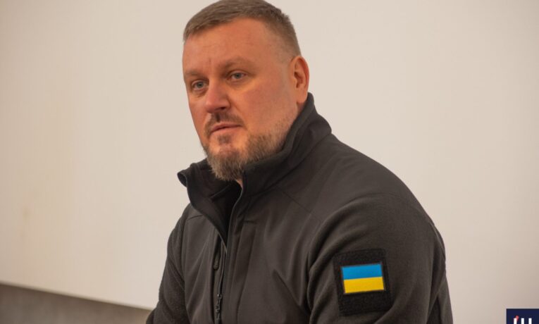 Посилення кордону, ППО для критичної інфраструктури та гаряча лінія для громадян: головні напрямки роботи нового очільника Чернівецької ОВА