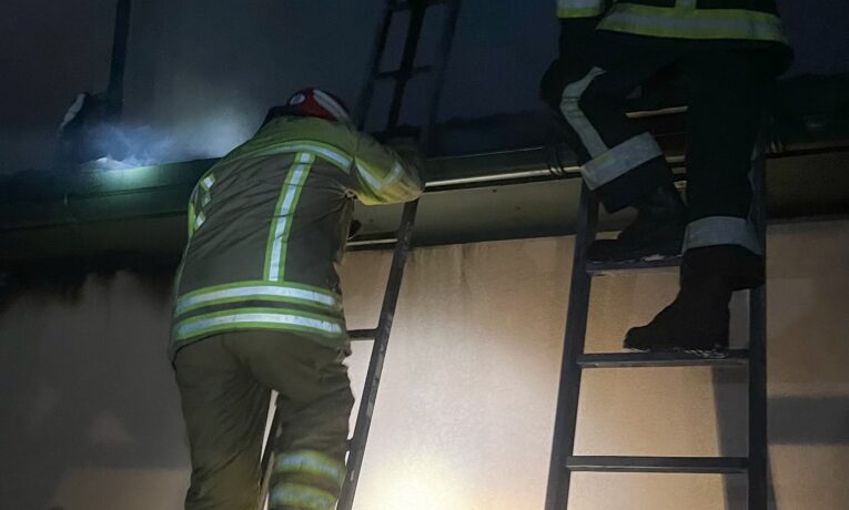 У Чернівецькому районі рятувальники ліквідували пожежу в котельні церкви