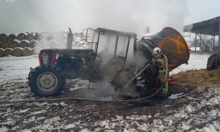 На Буковині за добу горіло два транспортні засоби