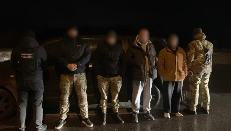 На Буковині викрили схему нелегального перетину кордону до Молдови за $10 тисяч