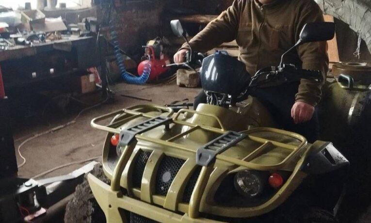 Воїн із Буковини отримав відзнаку Міністра оборони «Захиснику України»