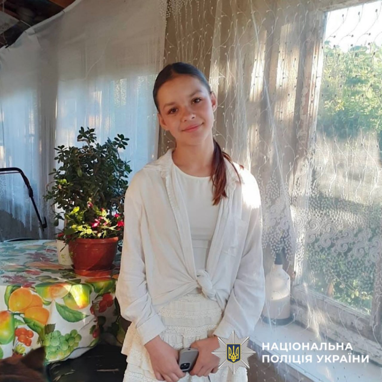 На Буковині понад 40 годин розшукують 13-річну дівчинку