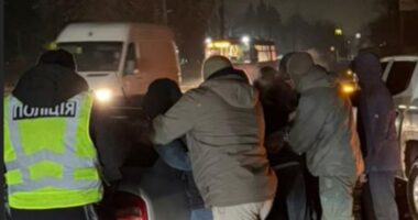 На Буковині викрили схему незаконного переправлення чоловіків за кордон за 13 500 євро з особи