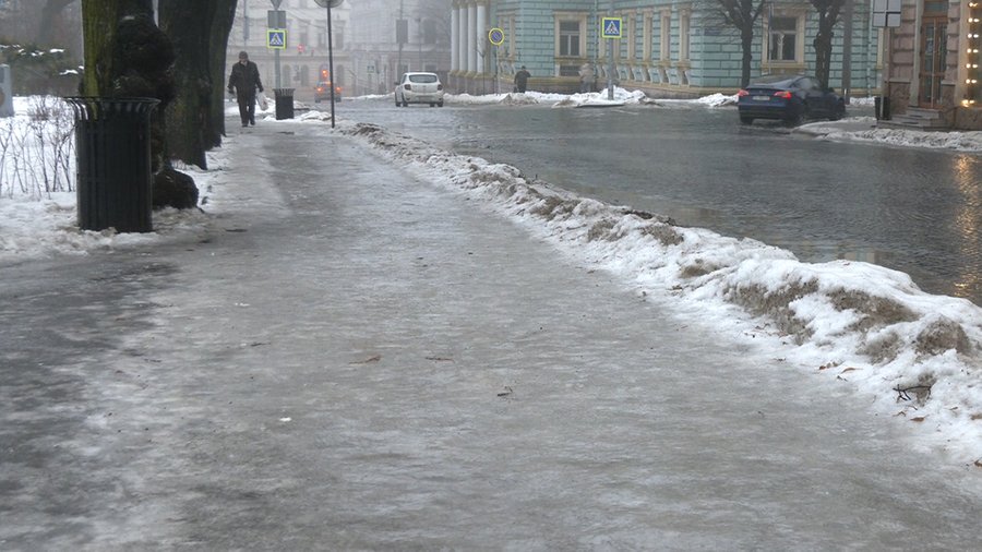 У Чернівцях не вистачає солі для посипання доріг через морози та сніг