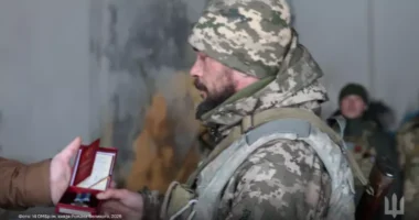 Воїна із Сокирянщини Сергія Гермака нагородили медаллю «За військову службу Україні»