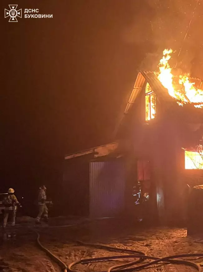На Буковині за добу внаслідок пожеж та ДТП загинуло троє людей (фото)