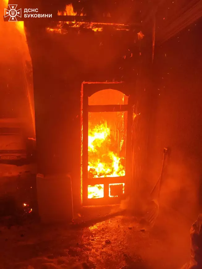 На Буковині за добу сталося 6 пожеж (фото)