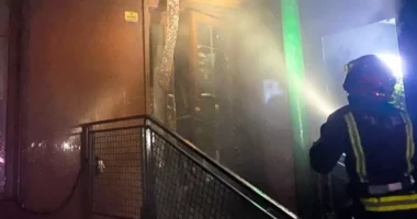 У Чернівцях молодик підпалив фінансову установу