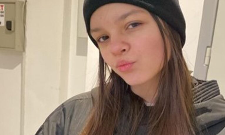 Поліція Буковини розшукує малолітню Волощук Юлію Романівну