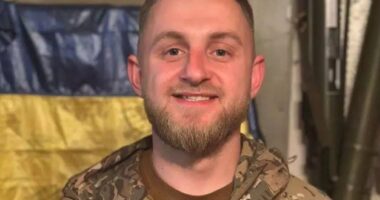 Воїн із Буковини Дмитро Качмарик отримав медаль Міністра оборони «Захиснику України»