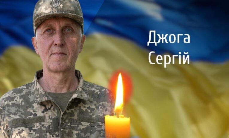 Чернівці прощаються із двома полеглими Героями
