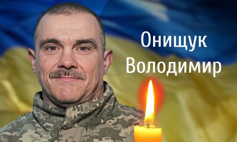 Чернівці прощаються з двома полеглими військовими