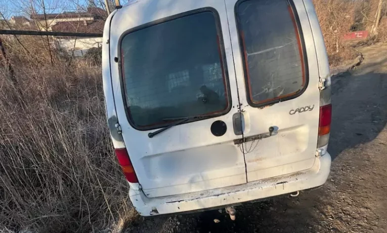 У Чернівцях двоє підлітків викрали авто