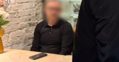 На Буковині викрито посадовця Держпродспоживслужби, який вимагав хабар у власниці ветклініки