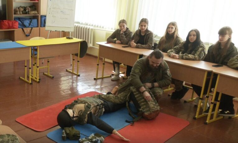 Буковина отримала понад 13 млн грн з держбюджету на створення ще п’яти осередків для вивчення “Захисту України”