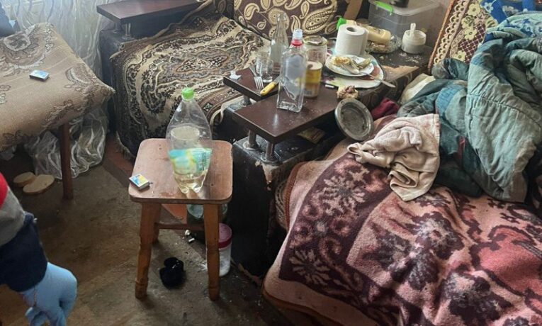 У Сторожинці 31-річна жінка вбила знайому під час застілля