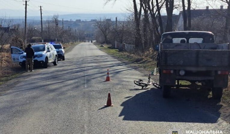 На Буковині унаслідок аварії травмувався 7-річний хлопчик