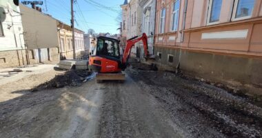 У Чернівцях на місяць перекриють рух вулицею Фучика через капремонт