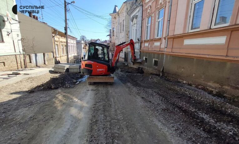 У Чернівцях на місяць перекриють рух вулицею Фучика через капремонт