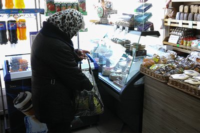 У Чернівцях хлібокомбінат має демонтувати дев’ять магазинів до 10 квітня