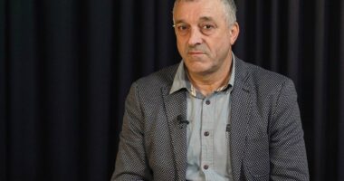 Нардеп Мазурашу назвав військових ТЦК “помічниками рашистських агресорів” у дописі, який кілька разів редагував
