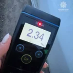 У Чернівцях п’яний водій вантажівки двічі врізався у відбійник на мосту через Прут