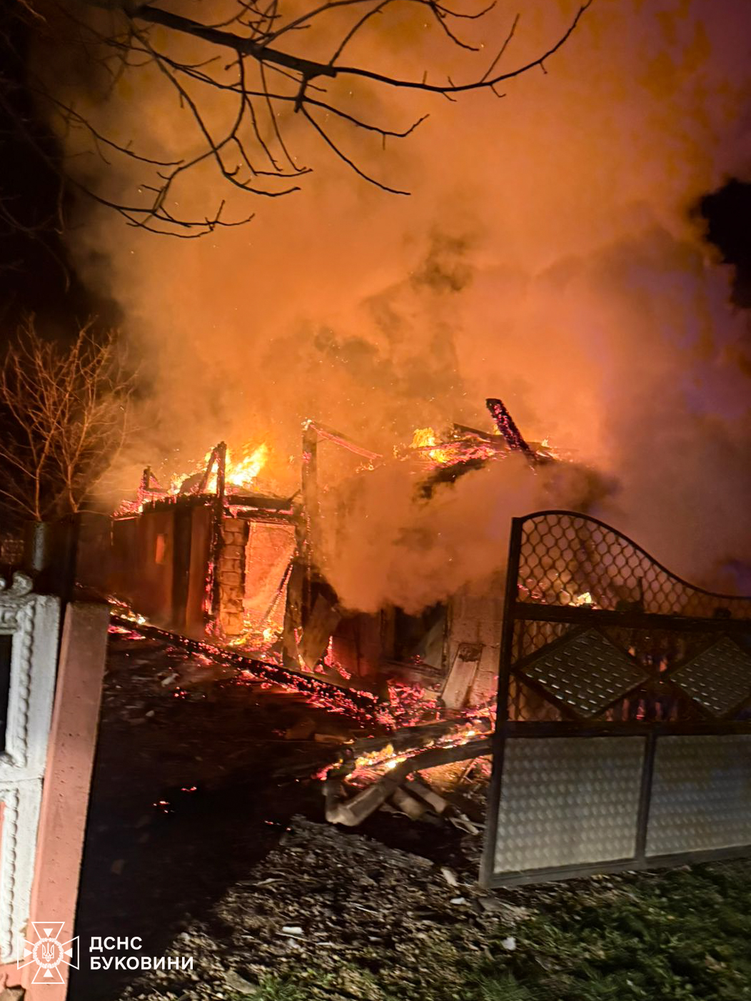 Рятувальники Буковини ліквідували 10 пожеж за минулу добу