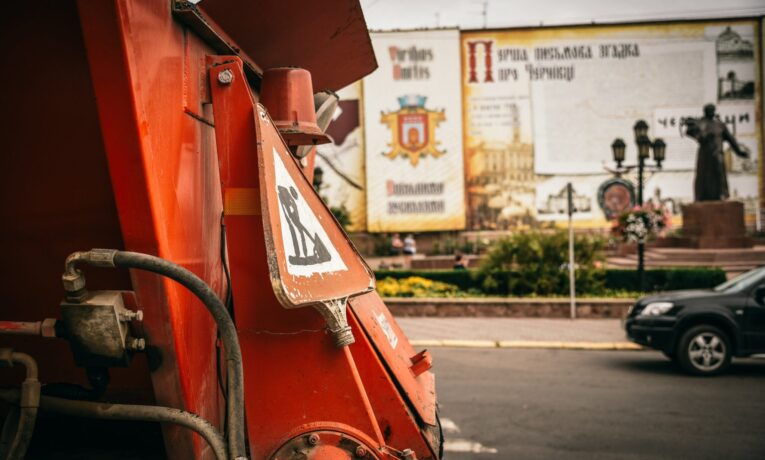 У Чернівцях запустили в роботу асфальтобетонний завод