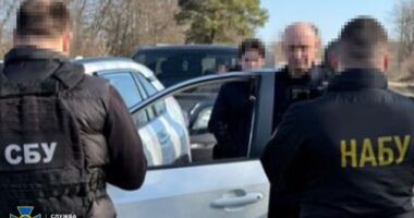 На Буковині викрили суддю, який підбурював до хабаря для столичного колеги