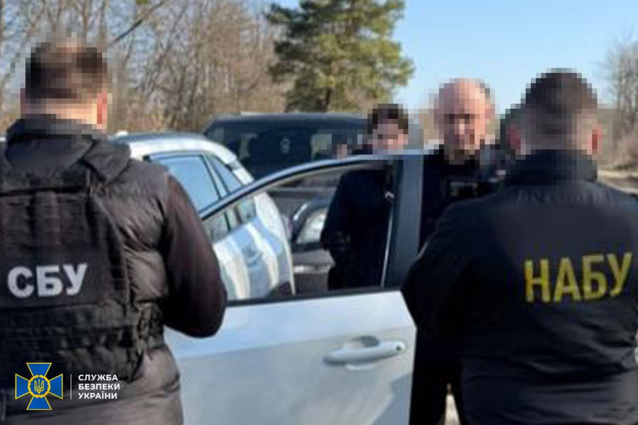 На Буковині викрили суддю, який підбурював до хабаря для столичного колеги