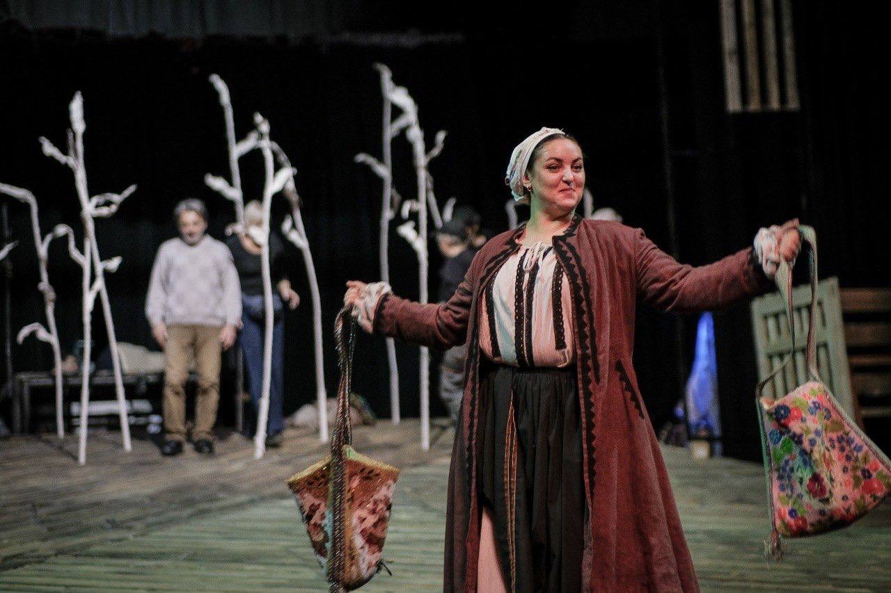 Троє акторів Чернівецького муздрамтеатру Кобилянської отримали почесні звання