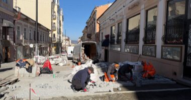 На вулиці Марії Заньковецької відновили ремонт та облаштування громадського простору