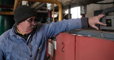 Чернівцітеплокомуненерго більш ніж удвічі зменшило підживлення котелень