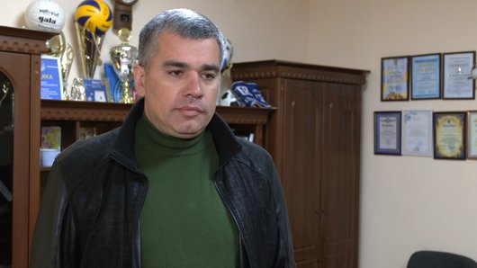 У Кіцмані на Буковині депутати достроково звільнили гендиректора лікарні Хромюка