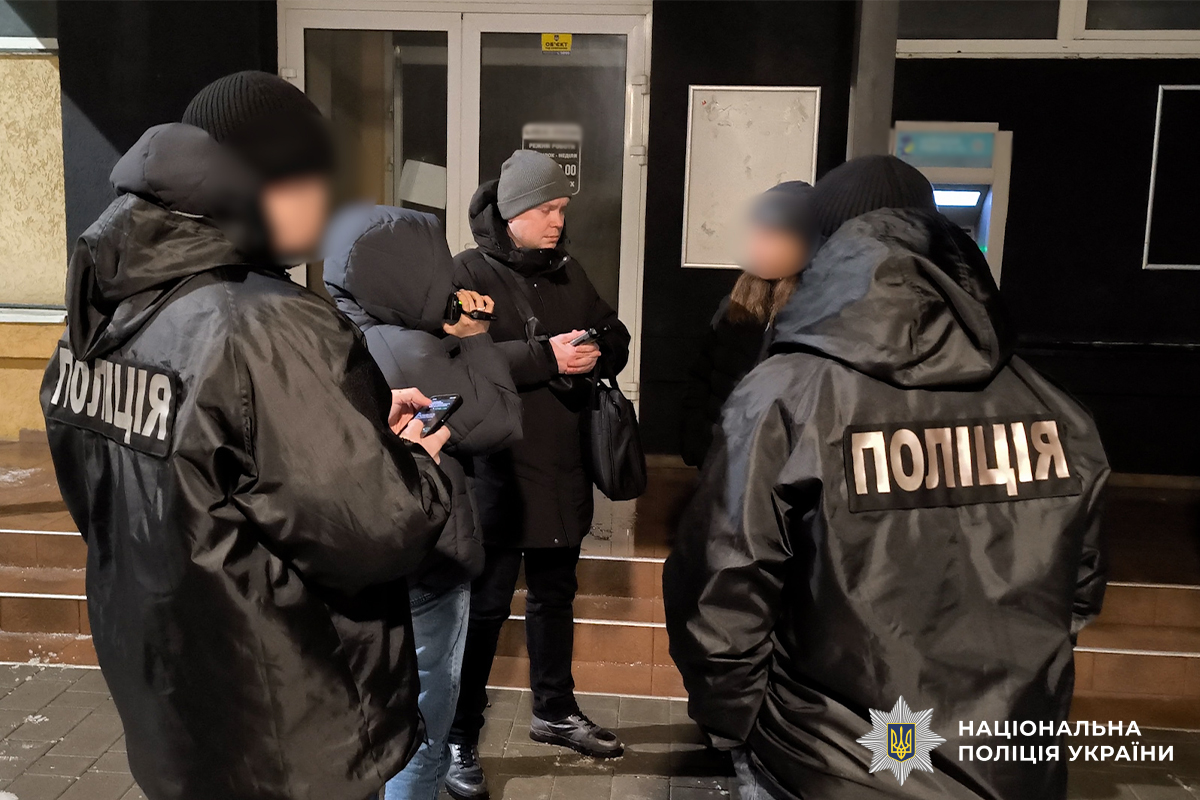 У Чернівцях судитимуть жінку, яка під виглядом волонтерки ошукала родичів військових