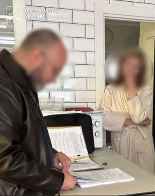 На Буковині викрили спільницю посадовця Держпродспоживслужби, який вимагав 700 євро у ветклініки