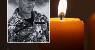 У Чернівцях та Панці попрощаються із загиблими захисниками України