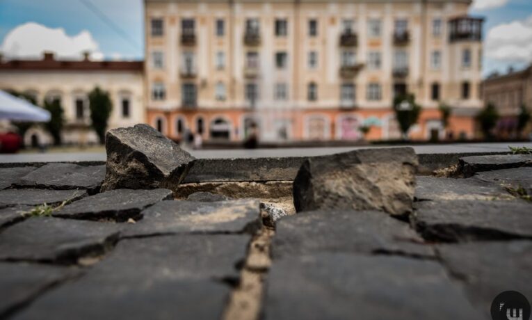Чернівці отримають додаткові кошти на ремонт доріг: уряд запровадив програму співфінансування 50/50
