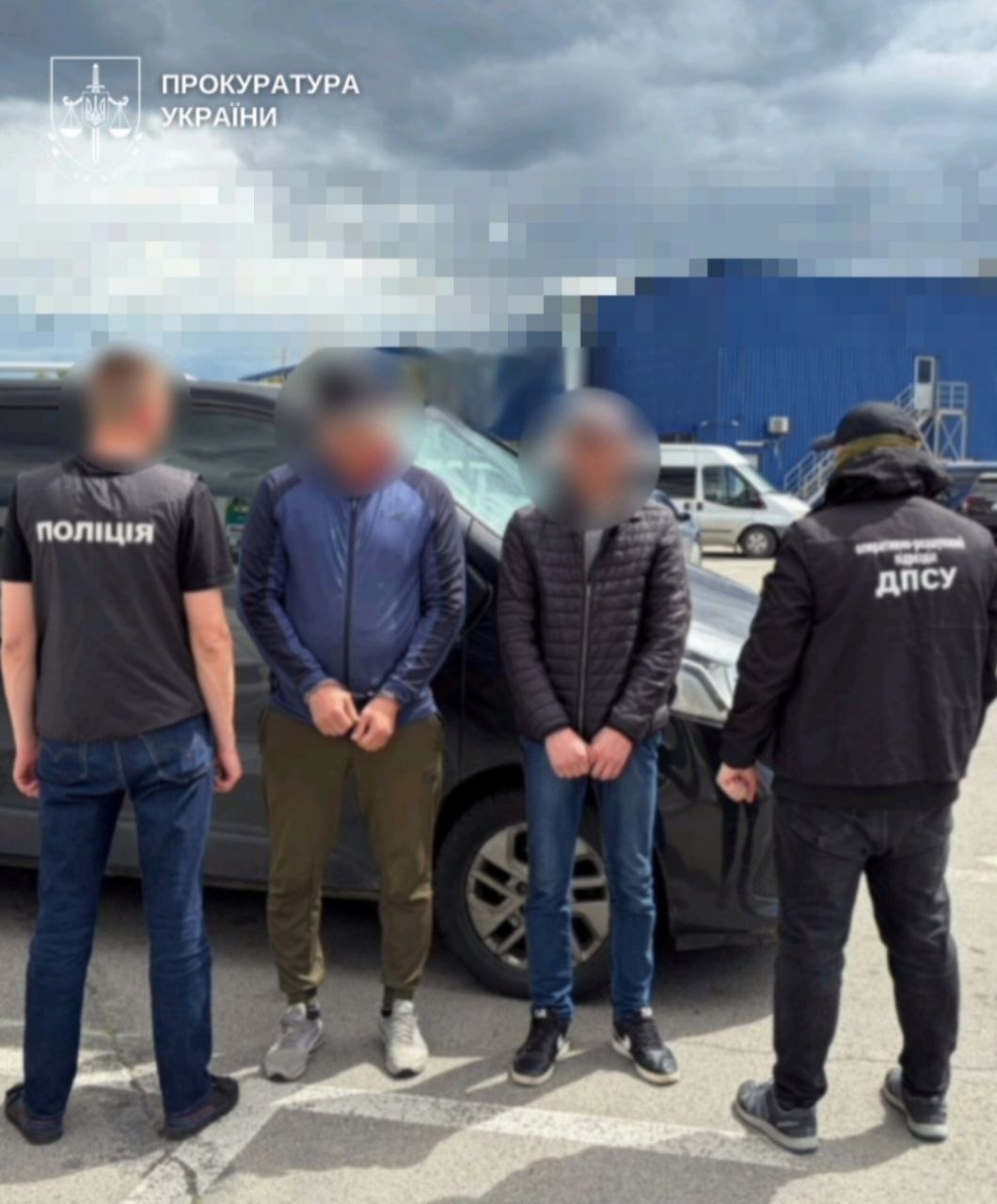 На Буковині депутата сільради викрили на переправленні чоловіків за кордон