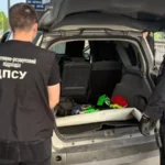 У пункті пропуску «Сокиряни» прикордонники вилучили підакцизні товари та автомобіль громадянина Молдови