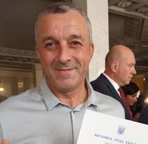 Нардеп з Буковини Мазурашу зареєстрував законопроєкт про заборону ворожіння та надання езотеричних послуг
