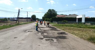 На Буковині оновлюють дороги до Путили та Сторожинця