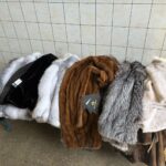 Lexus, «зелений коридор» і шуби на понад мільйон: на Буковині митники викрили порушення