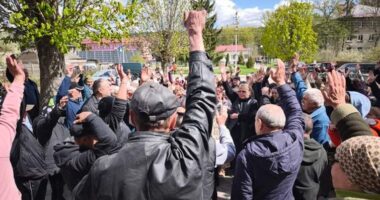 У Кострижівці на Буковині протестують проти оренди землі Лужанському спиртзаводу